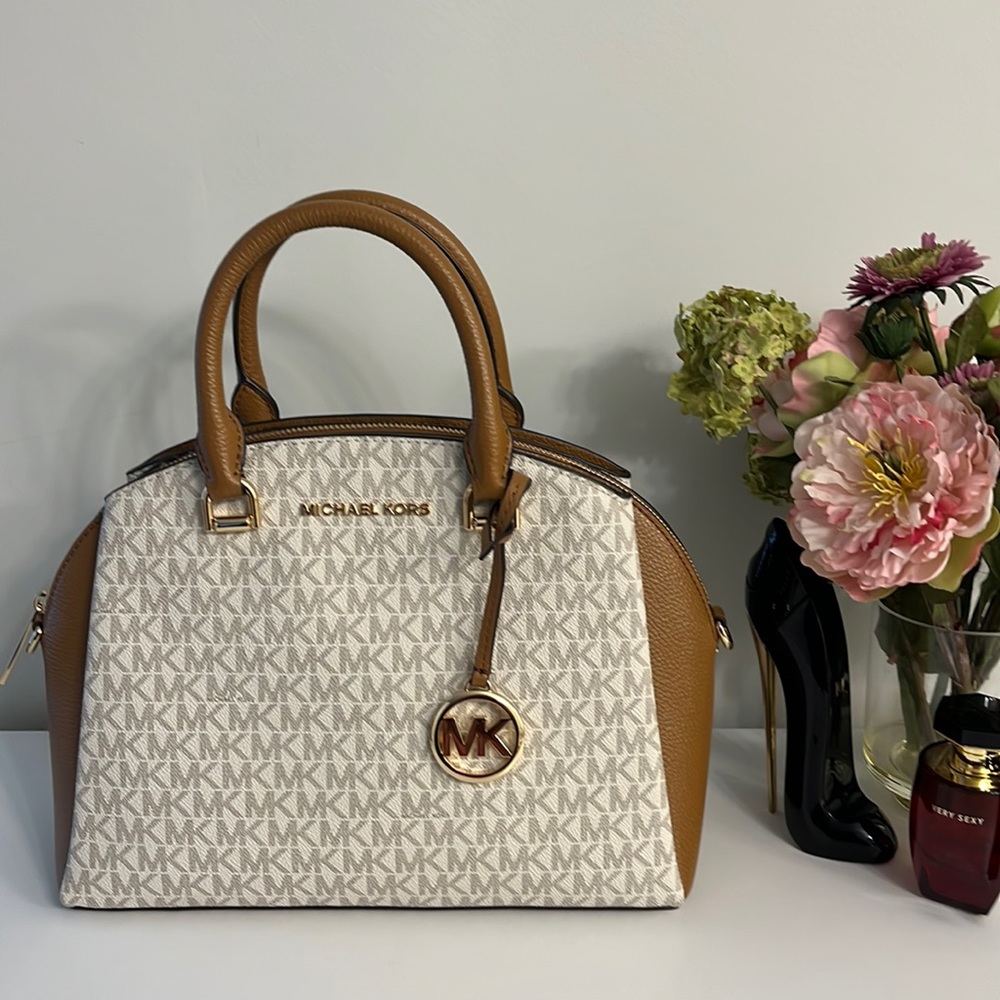 MICHAEL KORS Maxine Vanilla/Acorn MK Dome Satchel Handbag